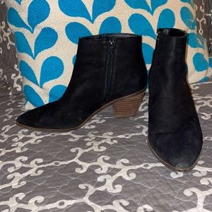 Lucky Brand Linnea3 black nubuck suede booties